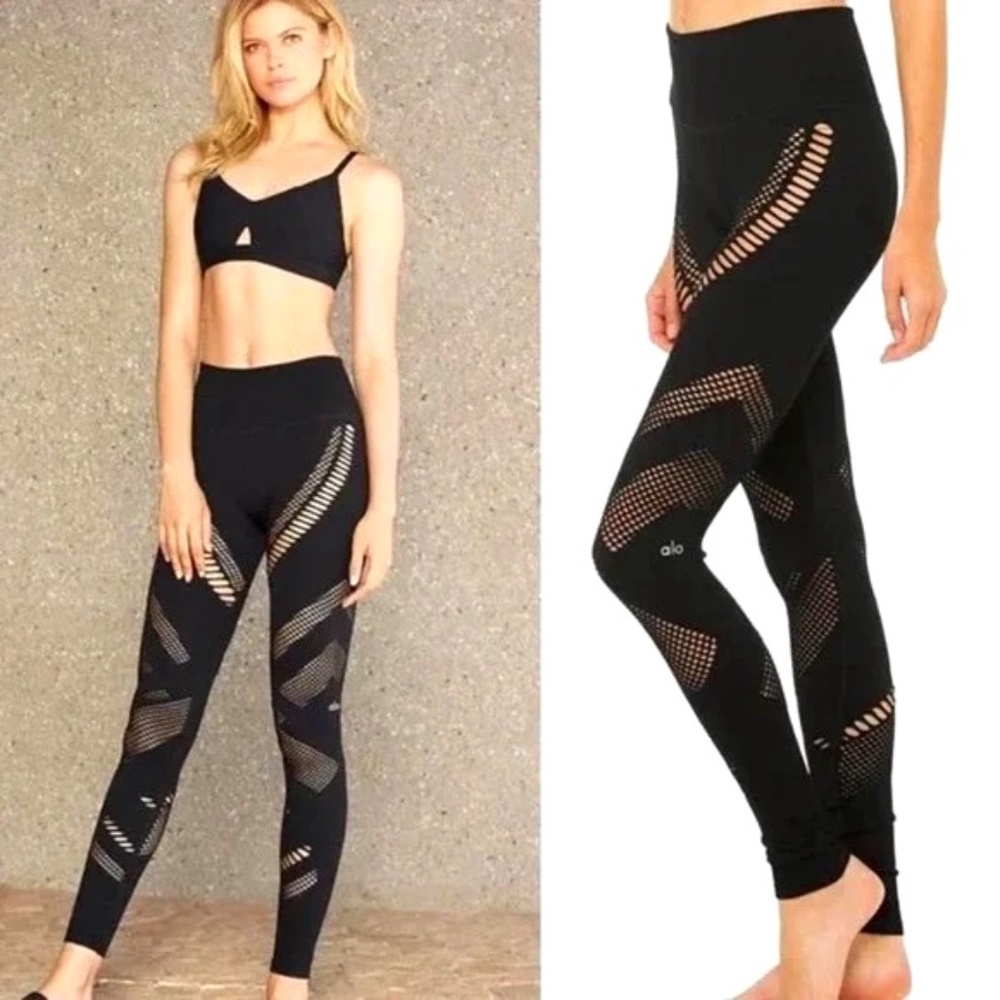 ALO Yoga High Waist Seamless Radiance Capri Leggings Black Women's Size M NWT